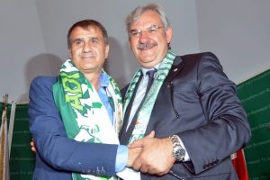 "Şenol G&uuml;neş'in kalacağına inanıyorum"