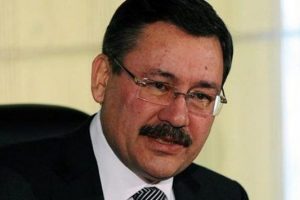 Melih G&ouml;k&ccedil;ek: Bunu ilk kez duyacaksınız dedi ve...