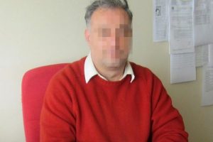 Balıkesir &Uuml;niversitesi'nde taciz skandalı!  16 kız &ouml;ğrencisini...