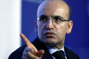 'Yakında &ccedil;ok b&uuml;y&uuml;k 100 proje a&ccedil;ıklanacak'