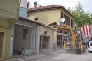 Bursa Gemlik'te balık pazarı nefes alacak