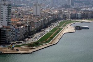 Bakanlık: Kordon'daki binalara y&uuml;kseklik artışı m&uuml;mk&uuml;n değil