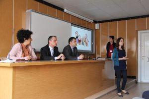 Bursa Gemlik'te &ouml;ğrencilere aile i&ccedil;i iletişim ve şiddet anlatıldı