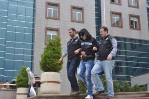 Bursa'da cezaevinden &ccedil;ıktı tekrar tutuklandı