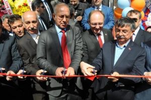 Bakan Yılmaz'dan CHP'ye asgari &uuml;cret tepkisi