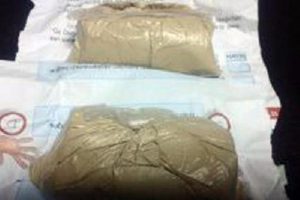 Kuşağının arasından 217 gram eroin &ccedil;ıktı