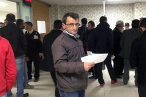 91 t&uuml;nel iş&ccedil;isi yedikleri yemekten zehirlendi!