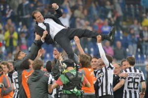 İtalya'da şampiyonun adı Juventus!