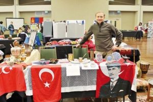 Ge&ccedil;mişimi geleceğimi elimden aldılar