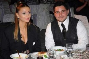 &Ouml;zge Ulusoy'dan şaşırtan Hacı Sabancı a&ccedil;ıklaması...