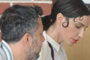 G&uuml;lşen'e yatak dedikoduları sorulunca cevap veremedi...