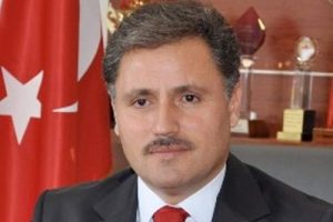Başkan Ahmet &Ccedil;akır'dan Yeni Malatyaspor'a kutlama mesajı!