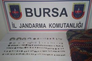 Bursa'da tarihi eser ka&ccedil;ak&ccedil;ılarına b&uuml;y&uuml;k darbe