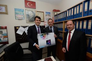 Bursa'da muhtarlara bilgisayar ve yazıcı desteği s&uuml;r&uuml;yor