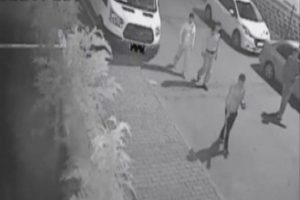 Evlere dadanan hırsızlar kameraya yakalandı