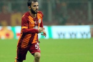 Emre &Ccedil;olak'a en b&uuml;y&uuml;k destek annesinden!