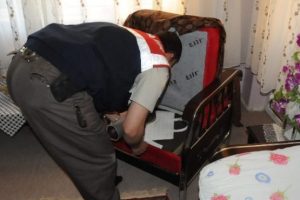 Zehir tacirlerine b&uuml;y&uuml;k darbe: 30 g&ouml;zaltı