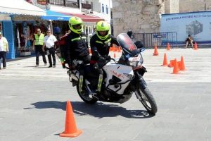 Motosikletli 112 ekipleri Bodrum'da yarıştı