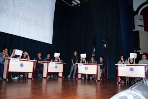 Bursa'da liseler arası k&uuml;lt&uuml;r yarışması