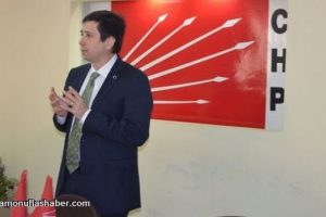 CHP milletvekili adayı okula iki kurban bağışladı