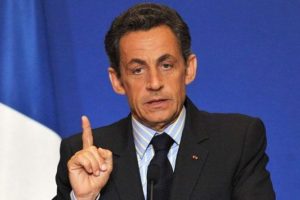 Fransız mahkemesinden Sarkozy hakkında flaş karar
