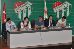 TPFD'den Bursasporlu futbolculara seminer