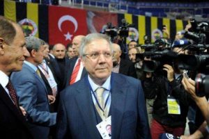 Fenerbah&ccedil;e'de se&ccedil;im tarihi a&ccedil;ıklandı
