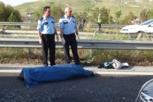 İzmir'de feci kaza: 1 &ouml;l&uuml;