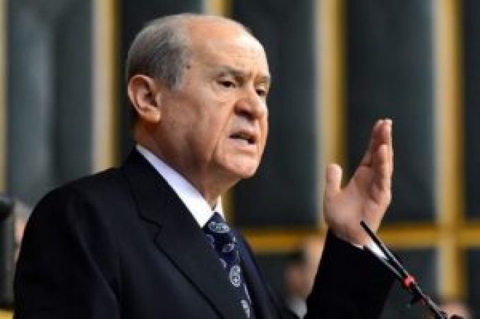 Bah&ccedil;eli'den Zeki Alasya mesajı