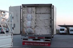 Ka&ccedil;ak sigara operasyonunda 5 g&ouml;zaltı