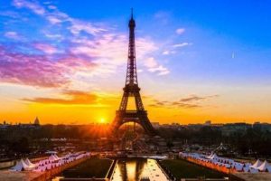 Tiens Group 6.400 &ccedil;alışanını Paris'e tatile g&ouml;t&uuml;r&uuml;yor