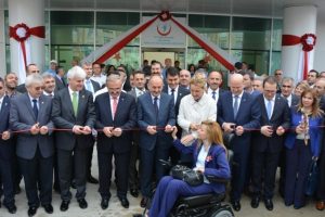 M&uuml;ezzinoğlu Bursa'da Vali'ye sahip &ccedil;ıktı