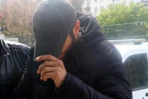 Taciz ş&uuml;phelisini y&uuml;r&uuml;y&uuml;ş şekli ele verdi