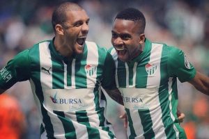 Bursaspor Karab&uuml;k'&uuml; gole boğdu!