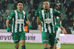 Fernandao Bursaspor tarihine ge&ccedil;ti!