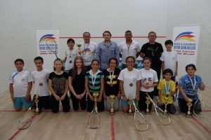 Bursa Nil&uuml;fer Squash Şenlikleri'nde &ouml;d&uuml;ller sahiplerini buldu
