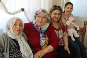 "Anneler G&uuml;n&uuml;" 5 kuşağı yan yana getirdi