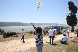 Nil&uuml;fer'de g&ouml;ky&uuml;z&uuml; u&ccedil;urtmalarla şenlendi