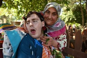 8 yıldır s&uuml;ren "Umut"lu annelik hikayesi