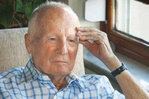 Kenan Evren i&ccedil;in başsağlığı ve taziye mesajı gelmedi