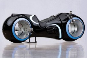 TRON motosikleti 77 bin dolara alıcı buldu