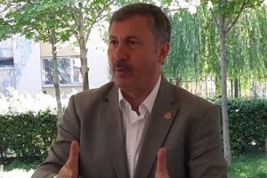 AK Partili &Ouml;zdağ'dan sert Kenan Evren eleştirisi