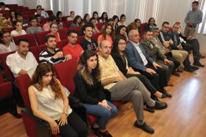 Bursalı gen&ccedil;ler Avrupa'yı keşfediyor