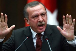 Cumhurbaşkanı'ndan şok 'şaklaban' &ccedil;ıkışı