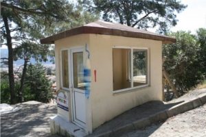 Evren'in koruma kul&uuml;besine saldırı