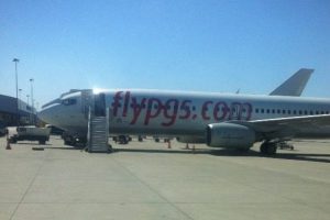 Pegasus u&ccedil;ağına bomba ihbarı