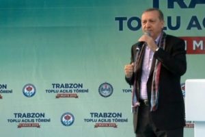 'Se&ccedil;im yeni T&uuml;rkiye ile eski T&uuml;rkiye arasında'