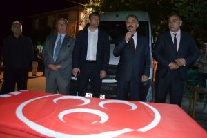 B&uuml;y&uuml;kataman'dan 'afiş' tepkisi