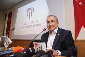 Timur Noyan şahsına yapılan eleştirilere isyan etti!