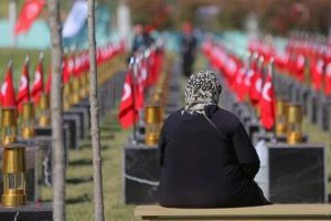 Hepsi meydanlarda g&uuml;ndemlerinde orası yok!